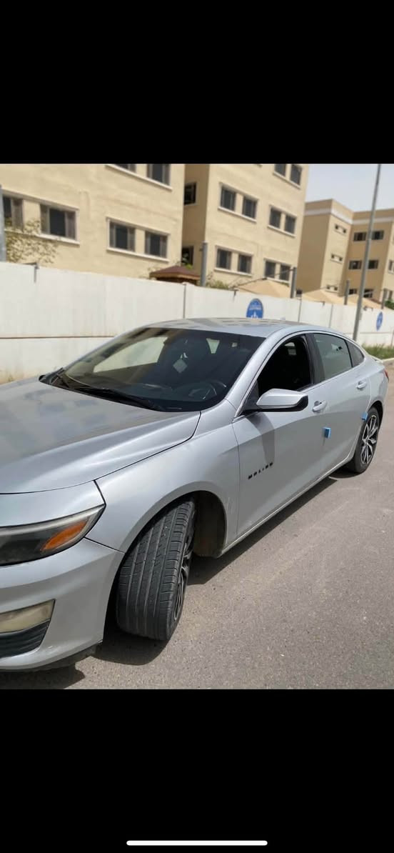 السلام عليكم ماليبو 2020 rs
ماليبو 2020 RS مواصفاتها معروفة ماشية 172 قابل للزيادة مكينة وكير مكفولات 
فول مواصفات عدا الفتحة 
حادثها مرفق ب صورة وبيها ب بغداد جاملغ خلفي طخة خفيفة 
مكانها بغداد العامرية
سعرها 90 و بيها مجال بسيط للشراي
***********
***********

