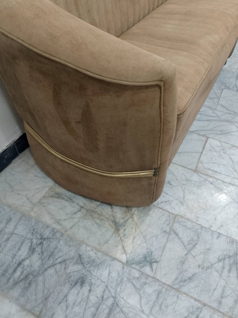 سلام عليكم تخم نضيف لبيع رقم *********** زعفرانيه
