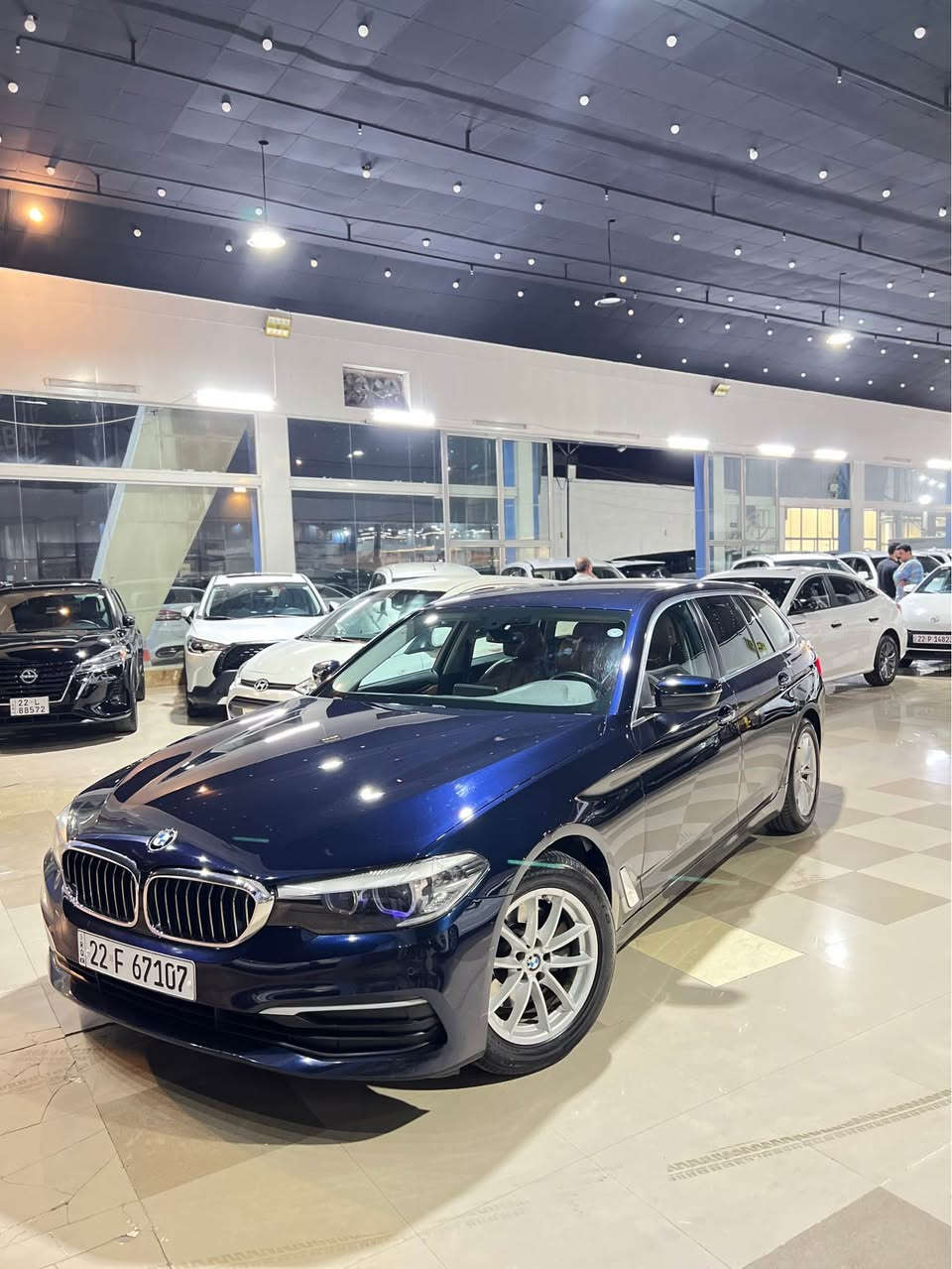 سلام عليكم bmw 520i سياره ستيشن بدون صبوغ بشرط فقد بيه شبر بارد بالجاملغ باقي كفاله دعاميه للدعاميه مكينه ٢٠ توين توربو مكينه برغي مامفتوح بشرط سياره ماشالله على وضح شريكه ماشي ١٨٨ الف ميل سياره داخليه جديد سعر السياره ١٤٥ ورقه وبيه مجال للشرايه للاستفسار :-*********** أربيل, العراق
