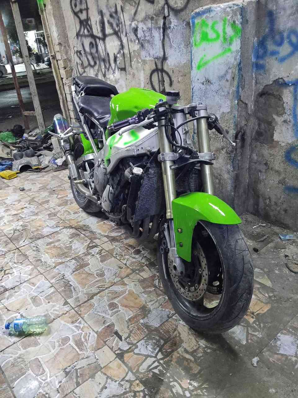 سلام عليكم بطحه لبيع بيها صوت يطغ 700مكاني بغداد حسينيه
***********
