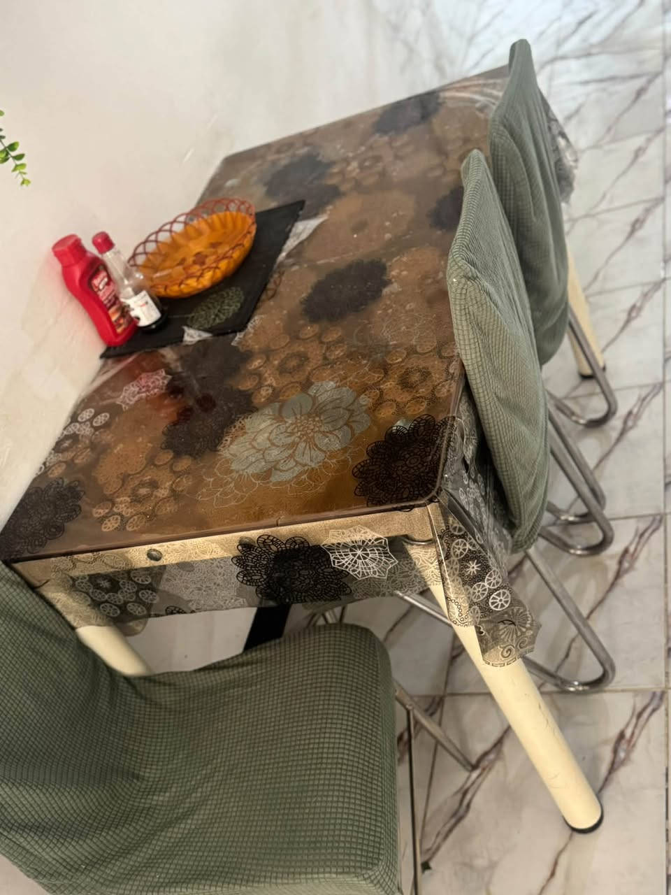 للبيع عنوان زعفرانية
