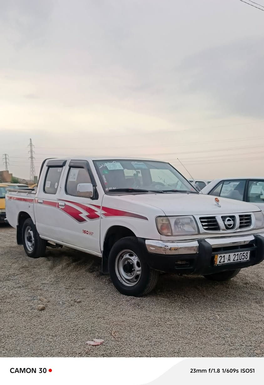 نيسان • ٢٠٠١ • ٦٢٠٠٠