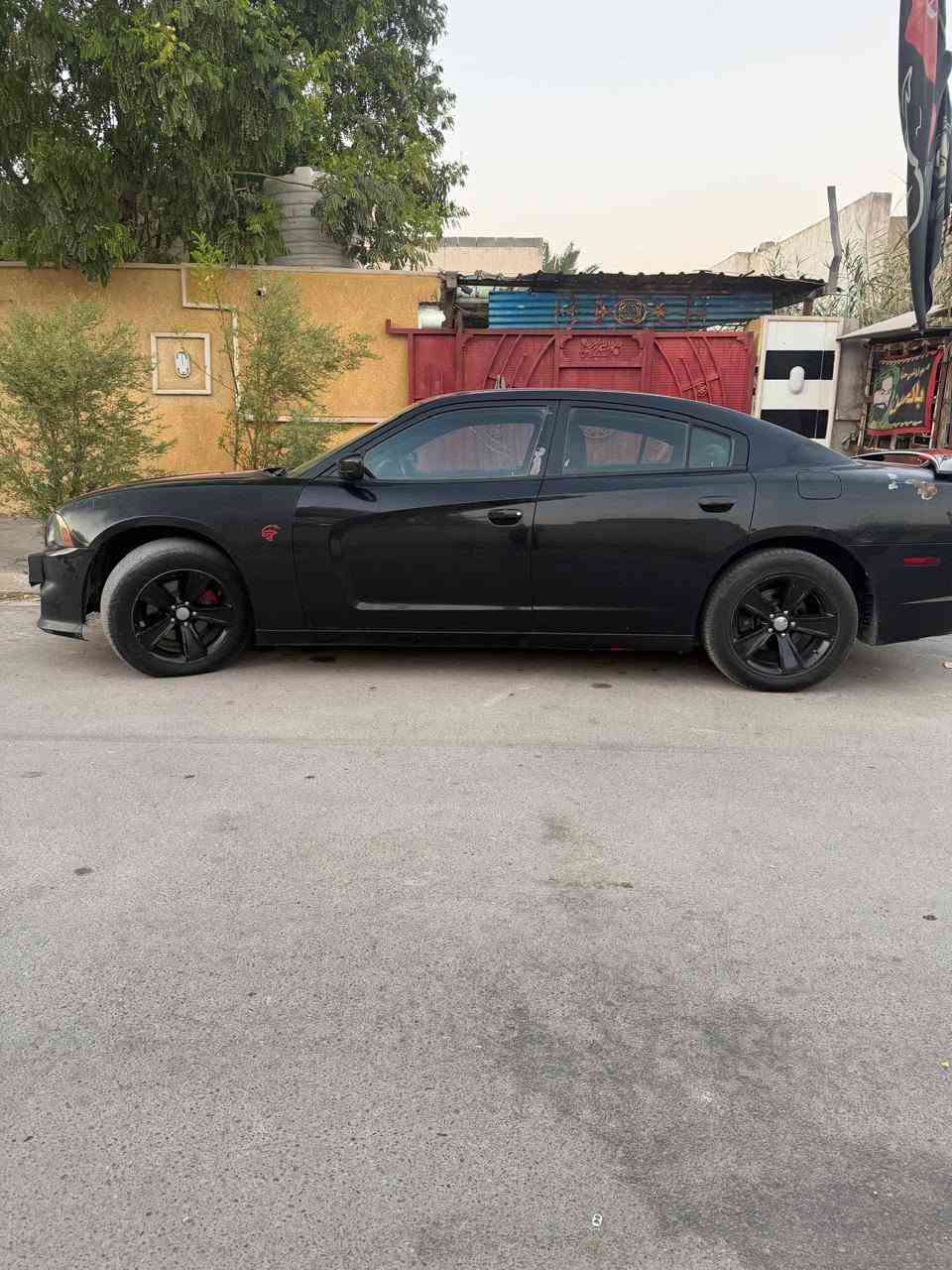 جارجر مديل 2013  سعر118 رقم بغداد تحويل مباشر حادثة جاملغ وبنيد وجاملغ خلفي سياره جاهزه محرك 3600 سياره خير من الله مكاني بغداد ***********
