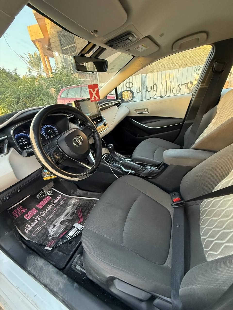 السلام عليكم 
كورلا ( SAS ) 2024 بانزين مو صيني  
رقم اربيل بأسمي شرط التحويل ماخذها زيرو على أيدي من الشركة
السيارة فول عدا الفتحة وماشية 50 الف مكفولة لا صبغ ولا بارد عدا رصعة بالجاملغ الامامي باقية على وضعها
عنواني بغداد حي الحسين قرب جسر العامرية ***********
السعر 174 وبيها مجال
