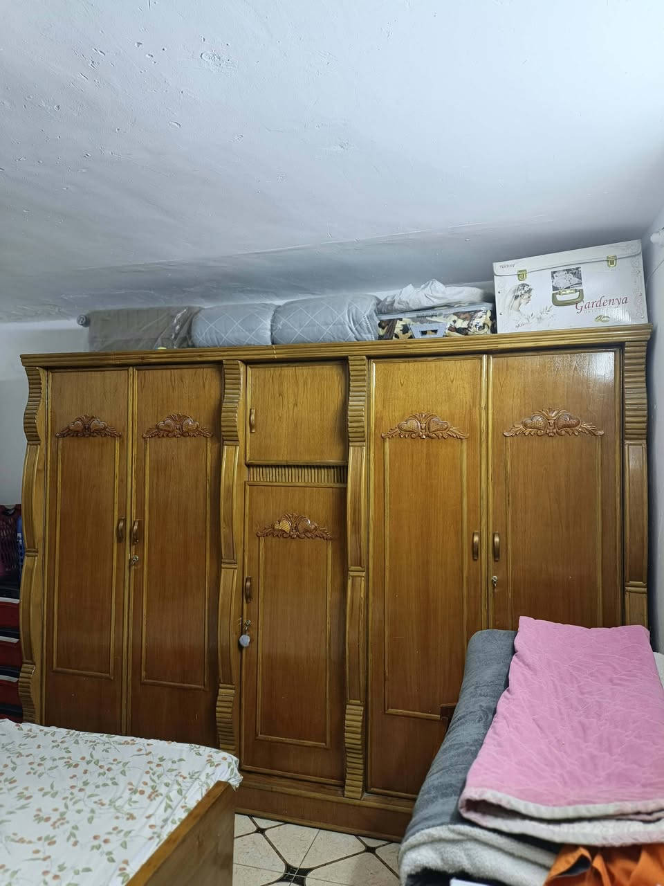 غرفه جديده ماصار سنه بعده  ونضافته امبينه   سعرها 550بيه مجال عنوان الكوت العزا الجديده رقم راعيه هاذ ***********

