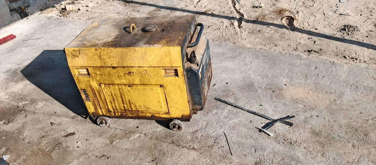 للبيع مولدة كاتم متروكه سابقآ شغالة
العنوان النجف الاشرف الحيدرية
***********
