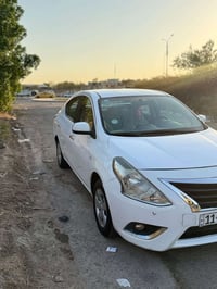 نيسان صني ٢٠٢٠ • أزرق • كاربلاي وسونار