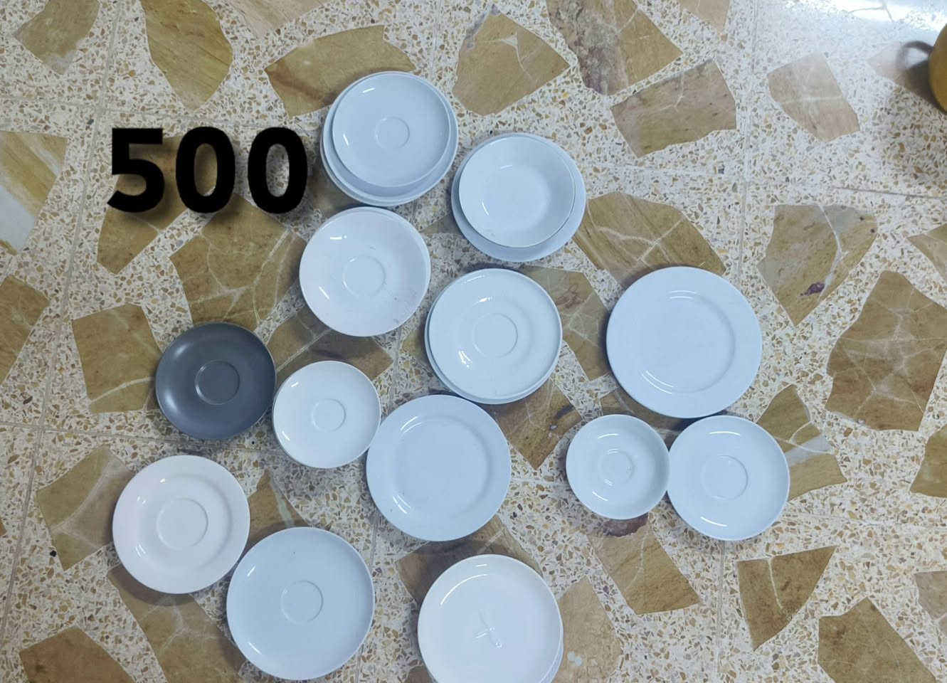 0750283811كورك
***********زين

نص مكتوب في الصور:
- 1500
- 1000
- 2000
- 500
