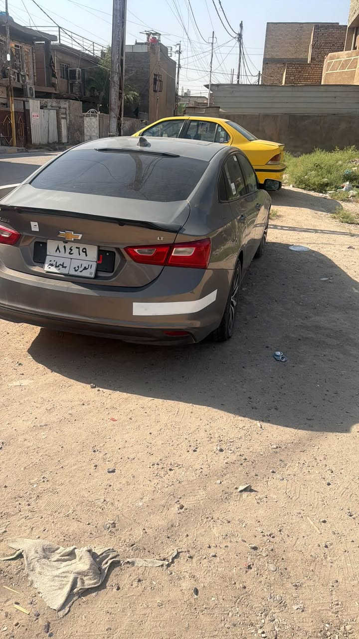 ماليبو 17 فول مواصفات السيارة جديدة بيه جاملغين تبديل بدون دواخل بدون يرباك داخل لونين بلادي بانو رامة 
ماشية 81 كيلو 
السعر 76 وبيه مجال 
الاستفسار 
*********** بغداد, العراق
