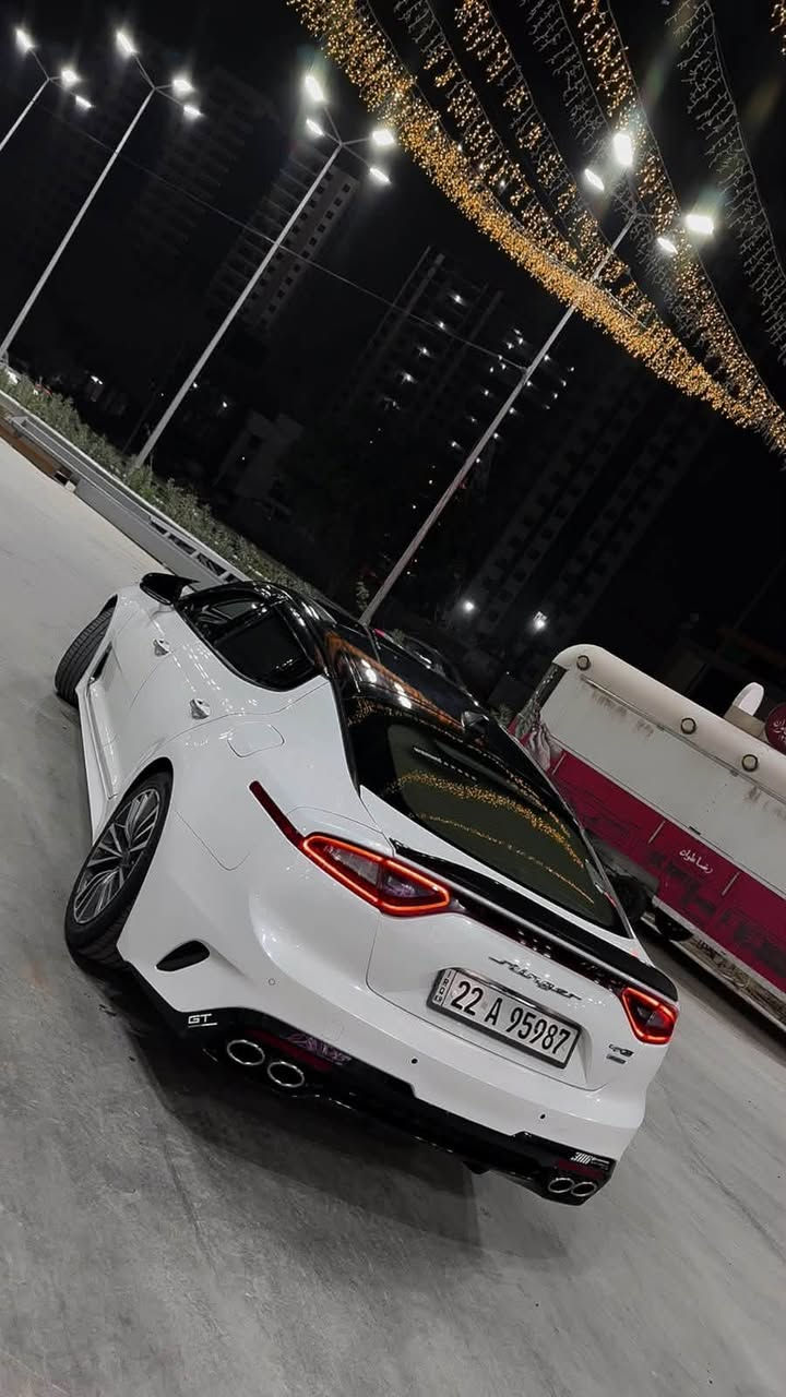 سلام عليكم KIAستنكر
موديل 2018 
محرك 2500 تيربو 
السياره خير من لله كلش نضيفه 
حادث السياره جاملغ وبندي موضح بل صوره 
السياره فول مواصفات 
شاشه + شفتات ستيرين/  كشنات تتفئه / تبريد ثلج اذا احجي بل مواصفات متخلص 
السعر 165 وبيها مجال 
رقمي ***********
مكان السياره الاعضميه
