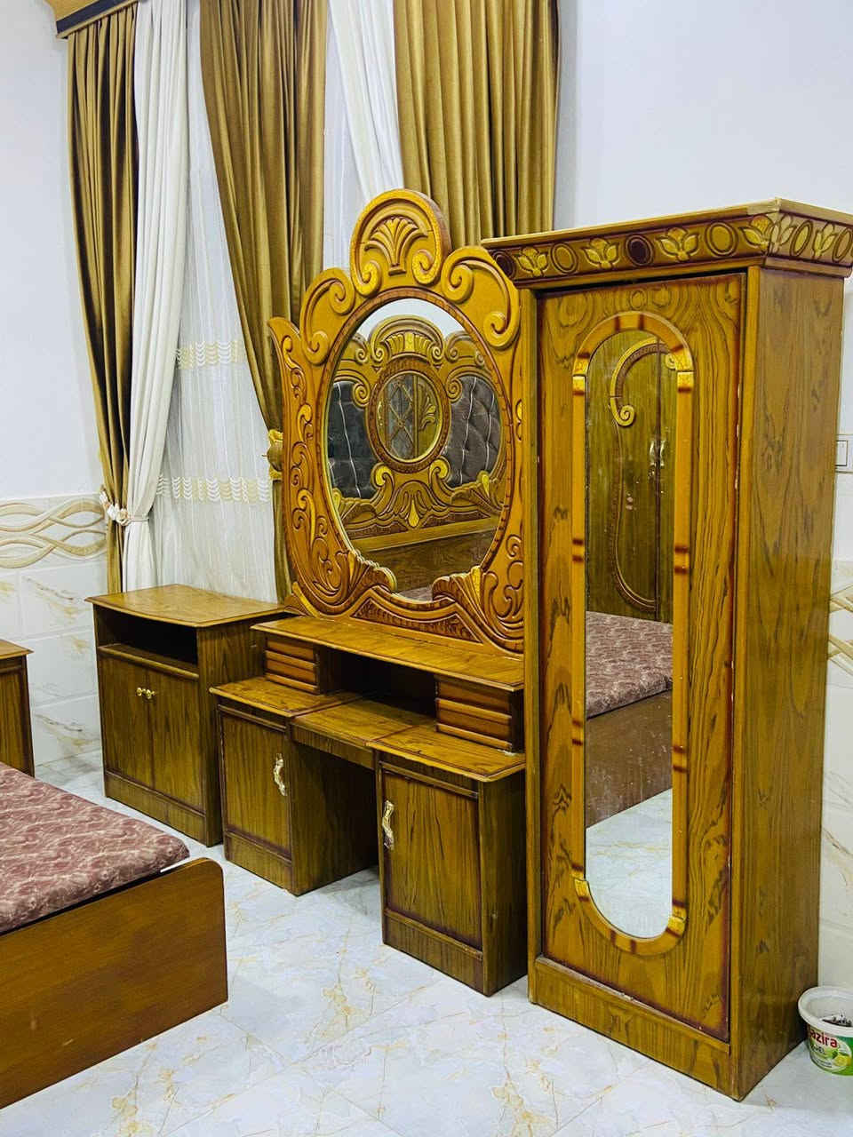 يوجد غرف نضافه 90 /100 خشب صاج  للبيع بسعر مناسب 575قفل في الرمانه الاستفسار على الرقم ***********/واتساب وماسنجر

