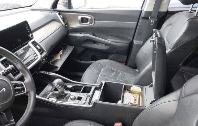 2023 KIA SORENTO
سعة المحرك:- 2.5 تيربو

اللون:- رصاصي لون جديد   

المسافة المقطوعة :-4000mi 

عدد المقاعد :- 7 مقاعد 

* شاشه كبيره 

*كراسي كهرباء   

*وَيْل 20

*فرش جلد اسود 

*كامره 

*حساس تجاوز 

*بصمه

*حساس خلفي  

*تشغيل عن بعد 

*لايت زينون 

*اشاره بالمرايا

 

مرقمه رقم إنكليزي نقل ملكية كل محافضات العراق عدا اقليم كردستان

السيارة جديد 

السعر مناسب جداً

العنوان حلة بابل مقابيل بانزين خانه باب المشهد

  ***********

***********
