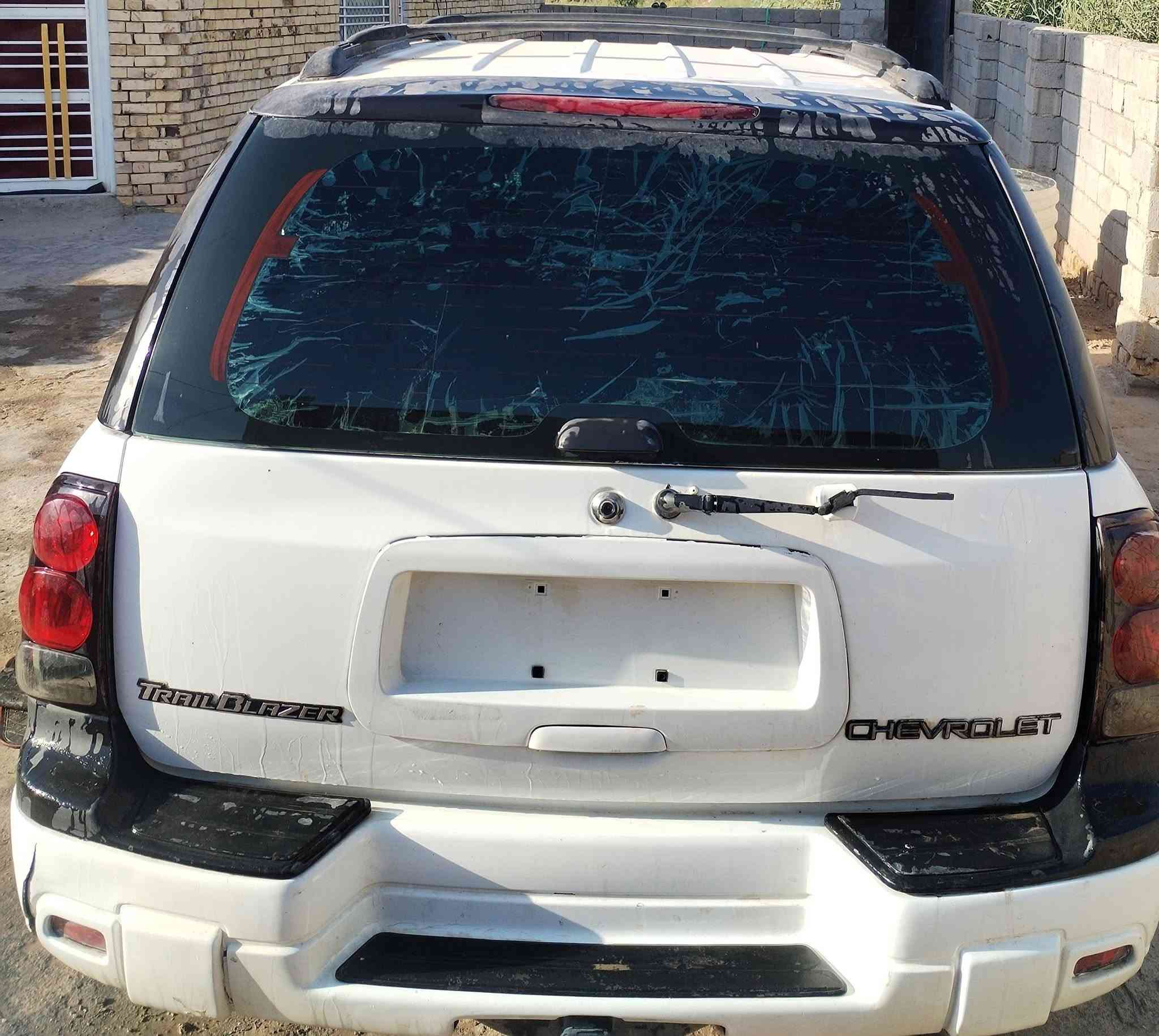 سيارة بلايزر موديل  ٢٠٠٥
تخم تاير جديد
صدر أمامي خلفي جديد
محرك محور فيفتي  3000
تبريد ثلج
معاملتها ذي قار 
مكانها / ذي قار / قضاء الشطرة 
/ناحية بني زيد
السعر 46   وبيها مجال قليل 
التواصل على  ‏‪***********‬‏
