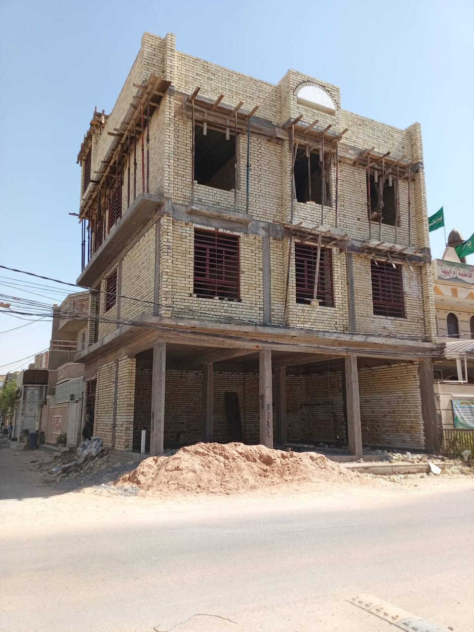 سلام عليكم ورحمه الله
نجار قالب متفرغ 
شغل هندسي واسعار مناسبة

داخل لامين 
للتواصل خاص او الاتصال على الرقم التالي 
*********** صادق النجار 
@إشارة
