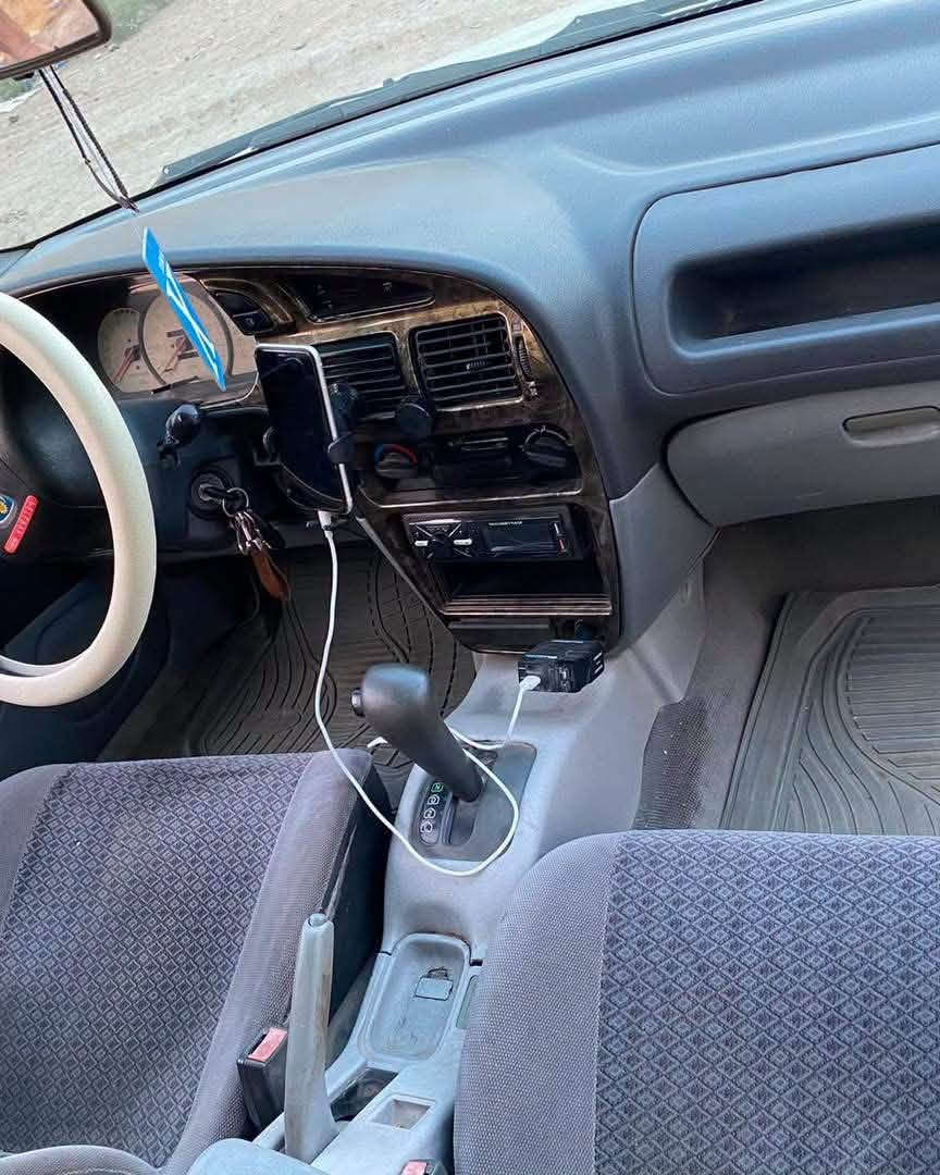 سلام عليكم بروتون ٢٠٠٤ السياره بدون ضربه كير ومكينه وكهربائية كله مكفوله بيه قطعتين صبغ اثر حالوب السياره بسمي   تحويل ثاني يوم رايده ب٤٦
 هزه ورقم جديده
مكان  السياره الغزاليه

‭***********‬
