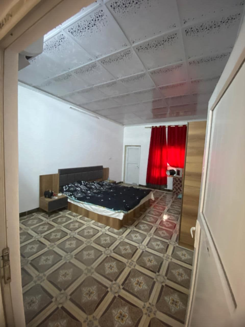 🏡 دار للبيع | تكريت – حي شيشين
📍 قرب دائرة التقاعد | موقع مميز جداً

📐 المساحة: 150 م²
📏 الواجهة: 7.5 م
📏 النزال: 20 م
🛣️ شارع الدار: 15 م

✨ تفاصيل الدار:
• 4 غرف نوم
• صالة
• استقبال
• مطبخ
• 3 مجموعات صحيات
• واجهة حجر
• شغل درجة أولى – مال جناي
• موقع مميز جداً

💰 السعر مناسب جداً

📞 للاستفسار والتفاصيل:
*********** ☎️
🏡 مكتب الامين للعقار على شارع 60 🏡
