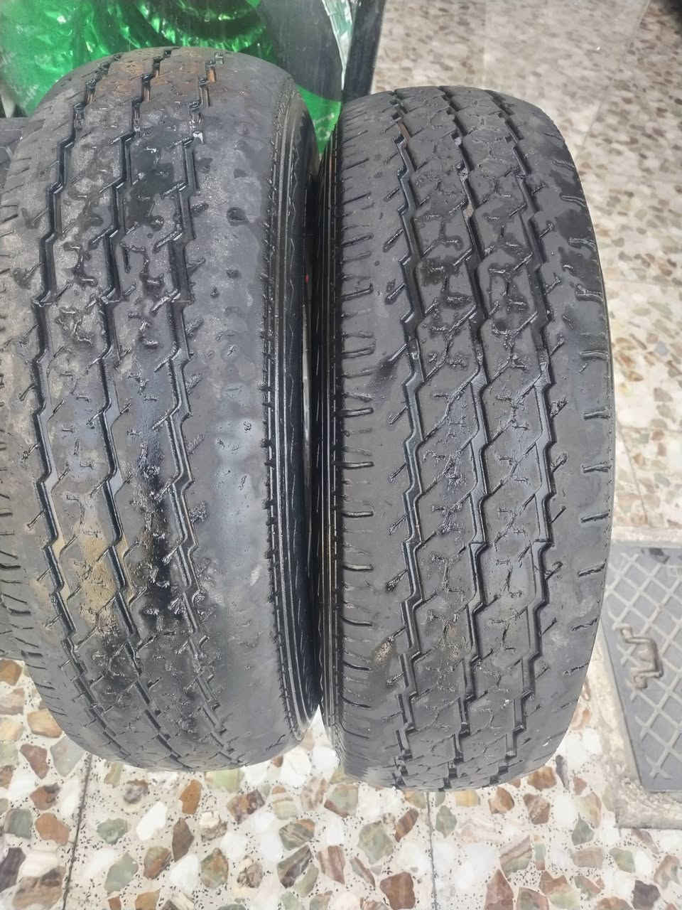 سلام عليكم يتوفر تاير مستعمل مال كيه خلفي قياس رد 12/500 عدد 3
تاير أمامي زوج قياس 14/195
مستعملات نظامه 60 بل ميه
سعر قفل قفل 50 بدون عمله رجان *********** بغداد
