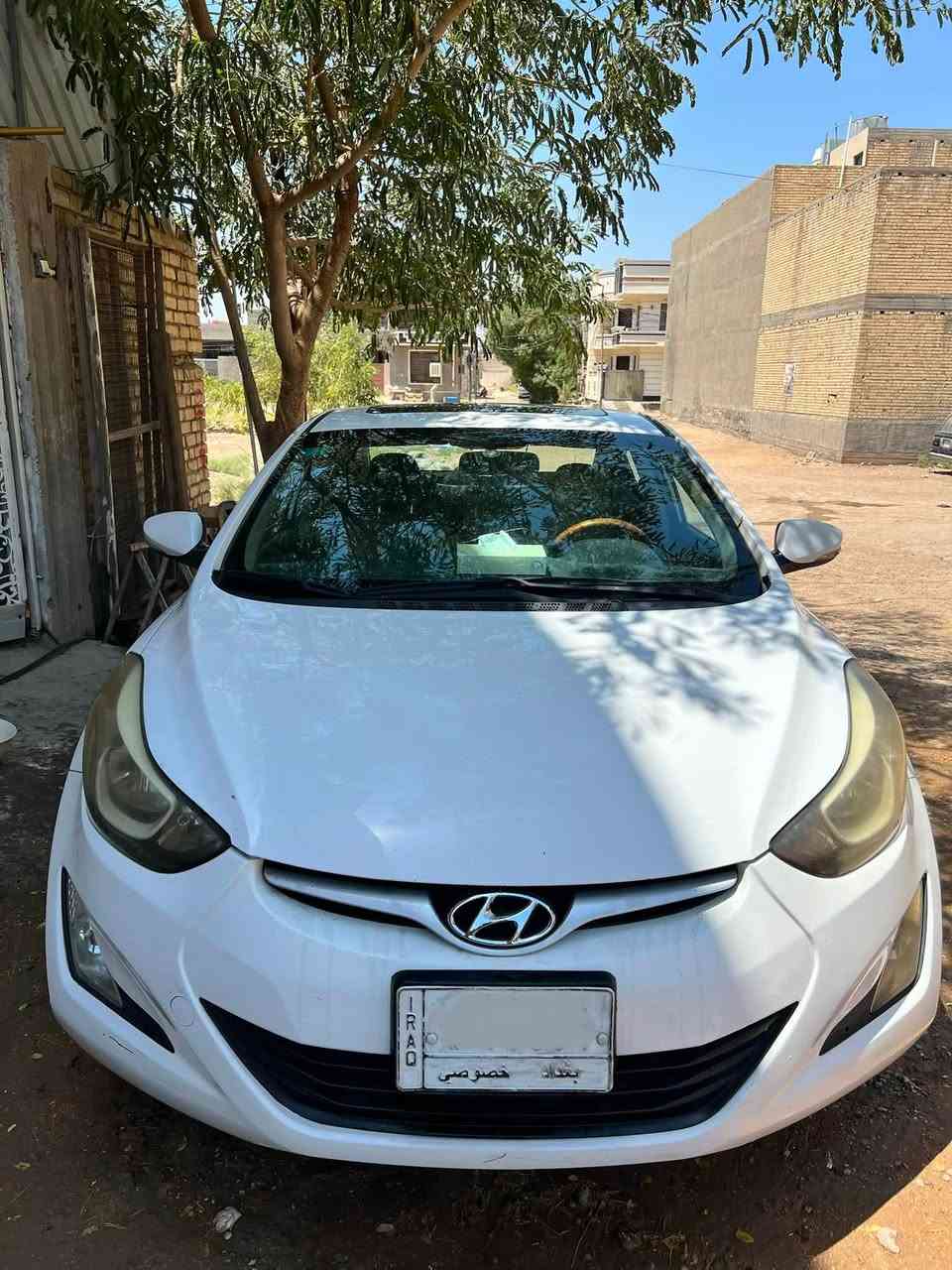 السلام عليكم النترا 2016 خليجي محرك 1800 ماشي 170,000 km بيها صبغ بالدوسة وتكحيلات بسيطة السيارة جاهزة من كلشي رقم بغداد مشروع وطني السعر 120 ورقة مكان السيارة بغداد للتواصل ***********
