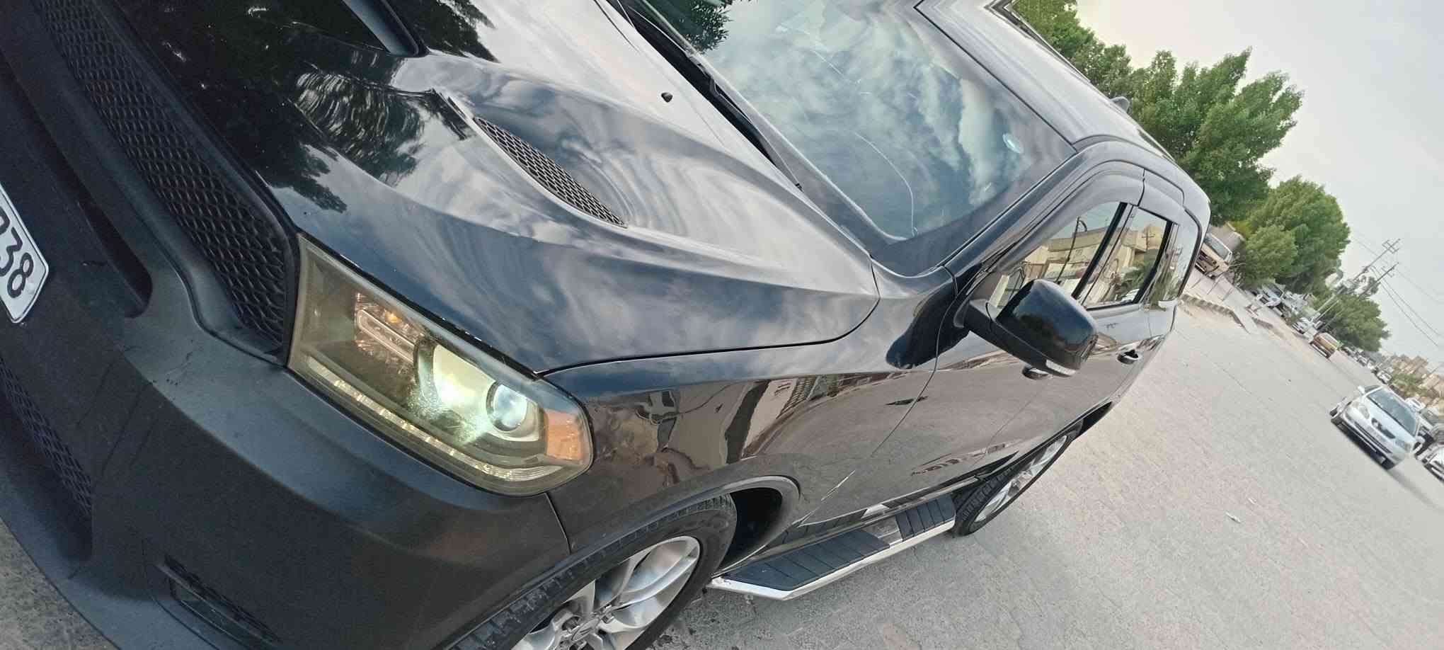 دورنكو موديل ٢٠٢٠ GT
وارد امريكي حادثها فقط ربع جاملغ الايمن معمر نفسه وخسف بنيد . 
رقم اربيل    تخم تاير   سياره جديده كلش
رقم الشاصي1C4RDJDGXLC205076
#الــمــواصــفـــات :-
 محرك 6 سلندر 3600
 كشنات جلد
كاميرا دواره ستيرن
 شاشه كبيرة للتحكم في ايعازات السياره
تبريد 3 قطع
لايت زنون + كشاف+ 
 منافذ USB امامي خلفي
 سستم صوت متكامل
 تحكم سترين جهتين 
نضام ABS مانع انزلاق 
 بصمة 2 باب 
ماشيه ٢١٠ك فقط 
منضومه غاز ايطاليه ٨٠ لتر
 حساسات خلفي
 حساسات توقف
اوتو بارك 
 كشنات تدفئة تبريد  
 هيترات بالمري  
 اشاير بالمري
 شفتات ستيرن
 خاصية سحب مقطورة خلفية
سعرها ١٨٥$ ..
 واتساب ***********
