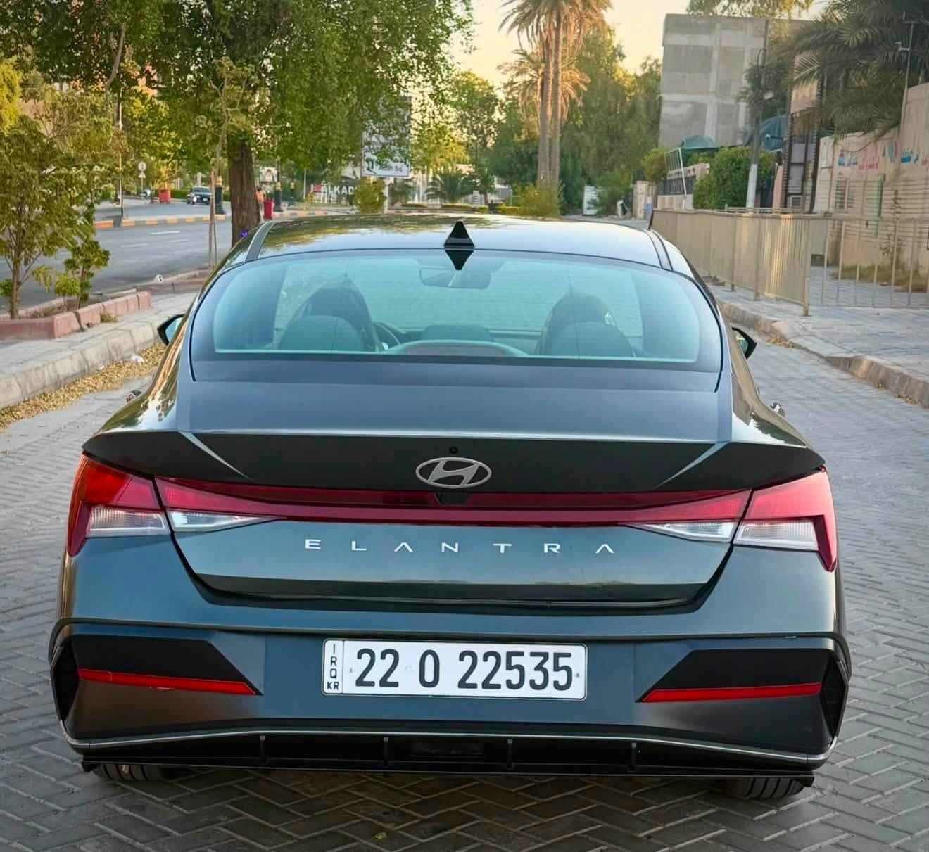 النترا 2024 لون زيتوني 
فول مواصفات. عدا الفتحه
ماشيه (9) ألاف فقط  جديده بوضع الشركة بدون اي نقص 

حادثهة بارد بقبق الصندوق وجاملغ خلفي وباب خلفي كلير امريكا فقط بدون معجون بجم كبس 
بدون ايرباك 

مكينة 2000 دوش
بصمة تشغيل وابواب
شاشه كبيره متصل ديجتل 
لد بلدشبول متغير
لايت زنن بلادي 3 عدسات
كار بلي 
رادار امامي
ورادار خلفي
ورادار جانبي
تحديد مسار
قياده ذاتيه
تنبيه خروج عند المسار
ويل كب لد نهاري. فول تحكم ستيرن
كير اوتو +عادي. تنبيه. اهتزاز. بلستيرن 
السياره بعده بوضع الشركه ومابيه ولا نقص رقم اربيل الجديد تحويل وكاله 
مضمون 

السعر مناسب 158 قفل 
العنوان بغداد العطيفيه
للاستفسار***********
