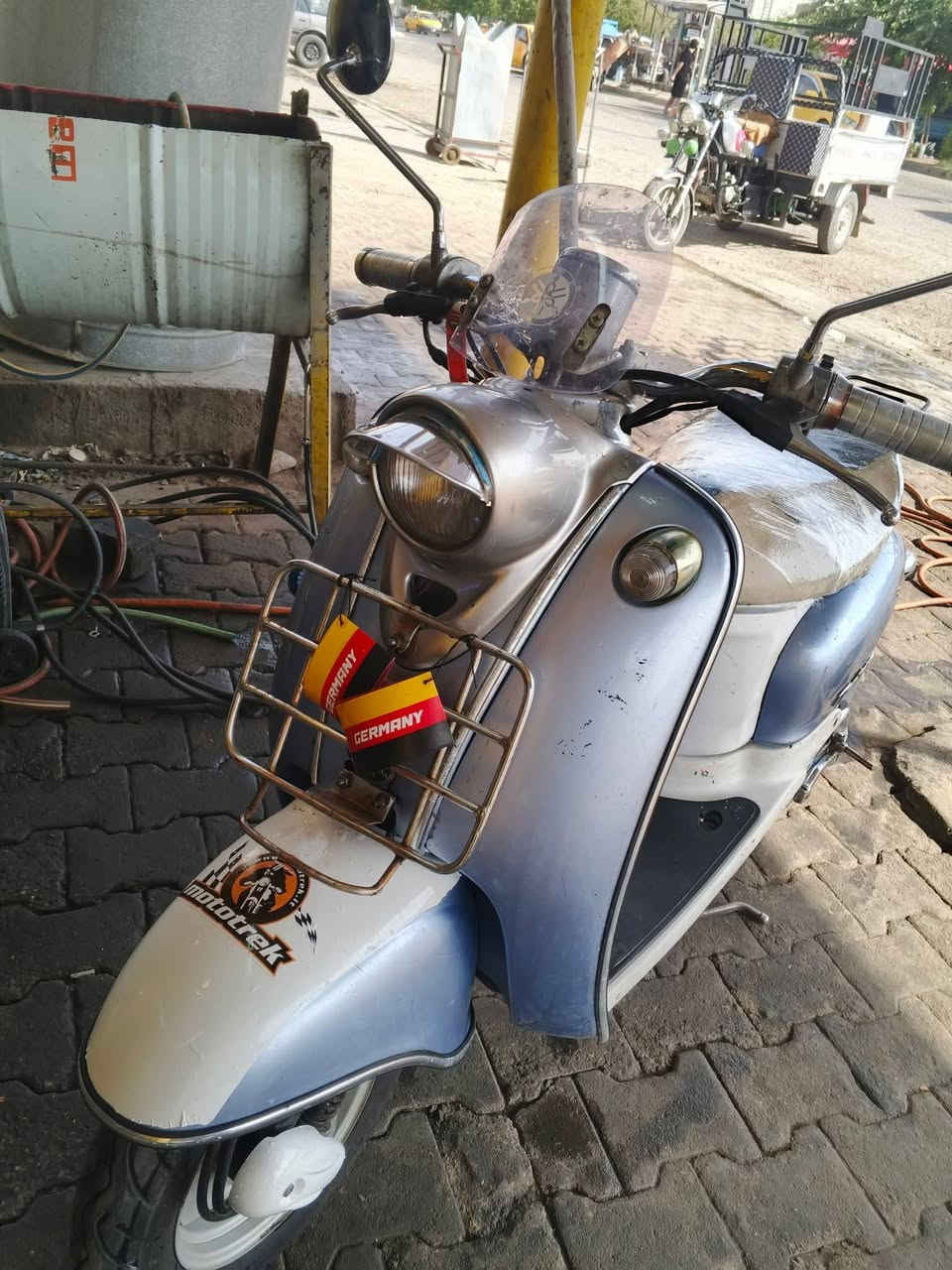 عبد الحليم للبيع شرط النظافه محرك ما مفتوح كل شيء بلادي 450 بمجال الشراي ***********
