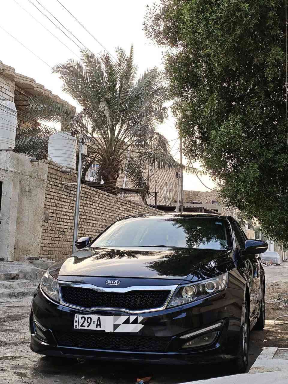 السلام عليكم KIA اوبتيما 2013 وارد امريكي السياره VIP يعني فول مواصفات للأخير الجناي يعرفها 
والسياره بأسمي تحويل بأي مكان. مكينه كير حداديه تبريد تخم تاير كله كفاله بشرط . صور الحادث موجوده بالمنشور. مكان السياره ميسان. بيع او مراوس بسياره عاليه السعر 115 وبيها مجال بسيط حق الجيه . السياره ماشيه 91 ميل يعني مامتعوبه السياره مال بيت رقم صاحب السياره ***********
