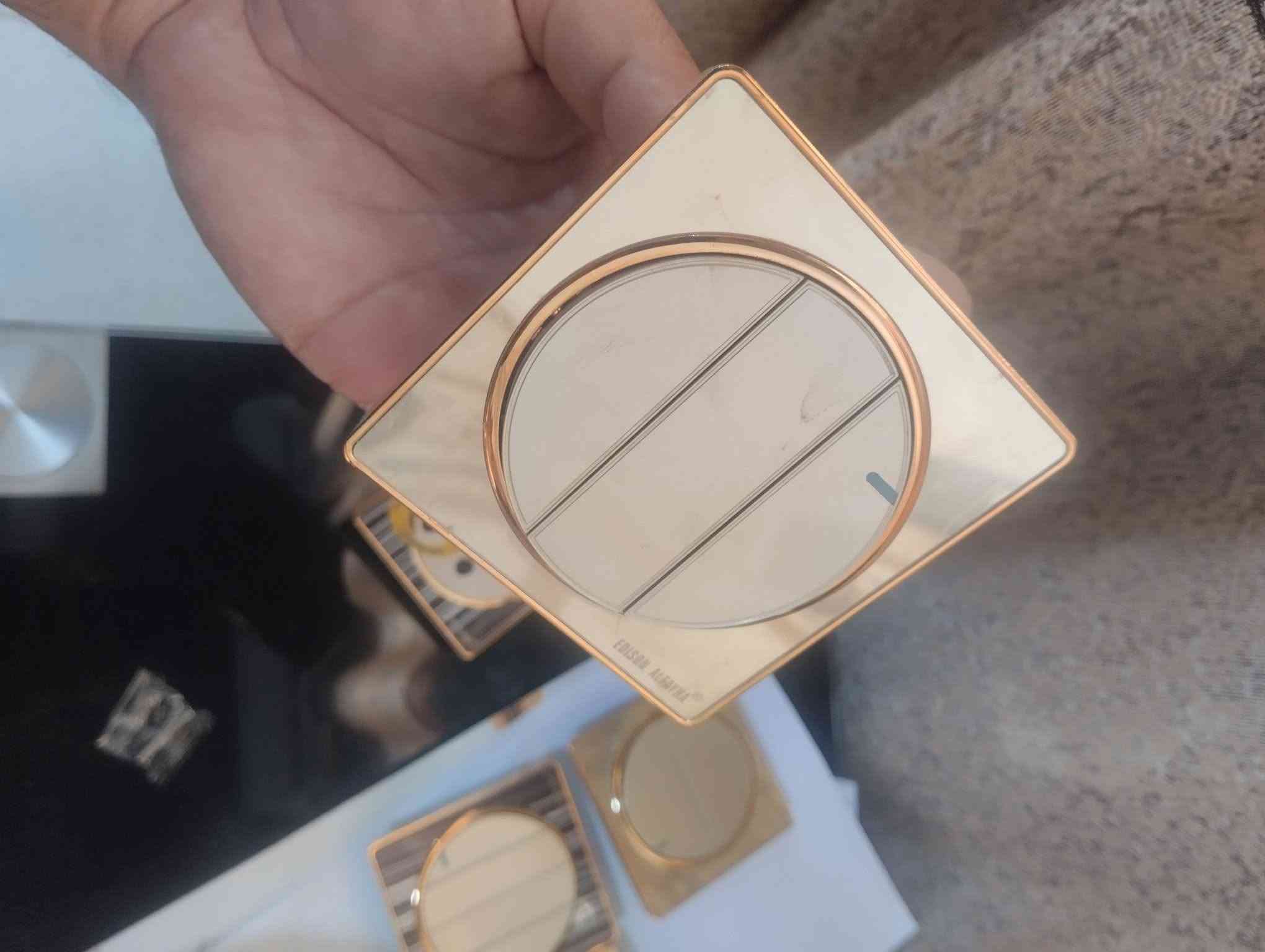 على 1000 دينار

