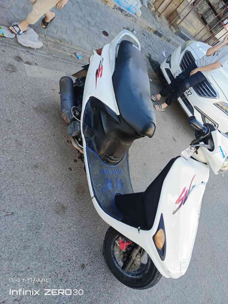 دراجه فراشه فحل للبيع ما مفتوحه
السعر 450 العنوان نجف قرب مكتب الرشيدي 
***********
