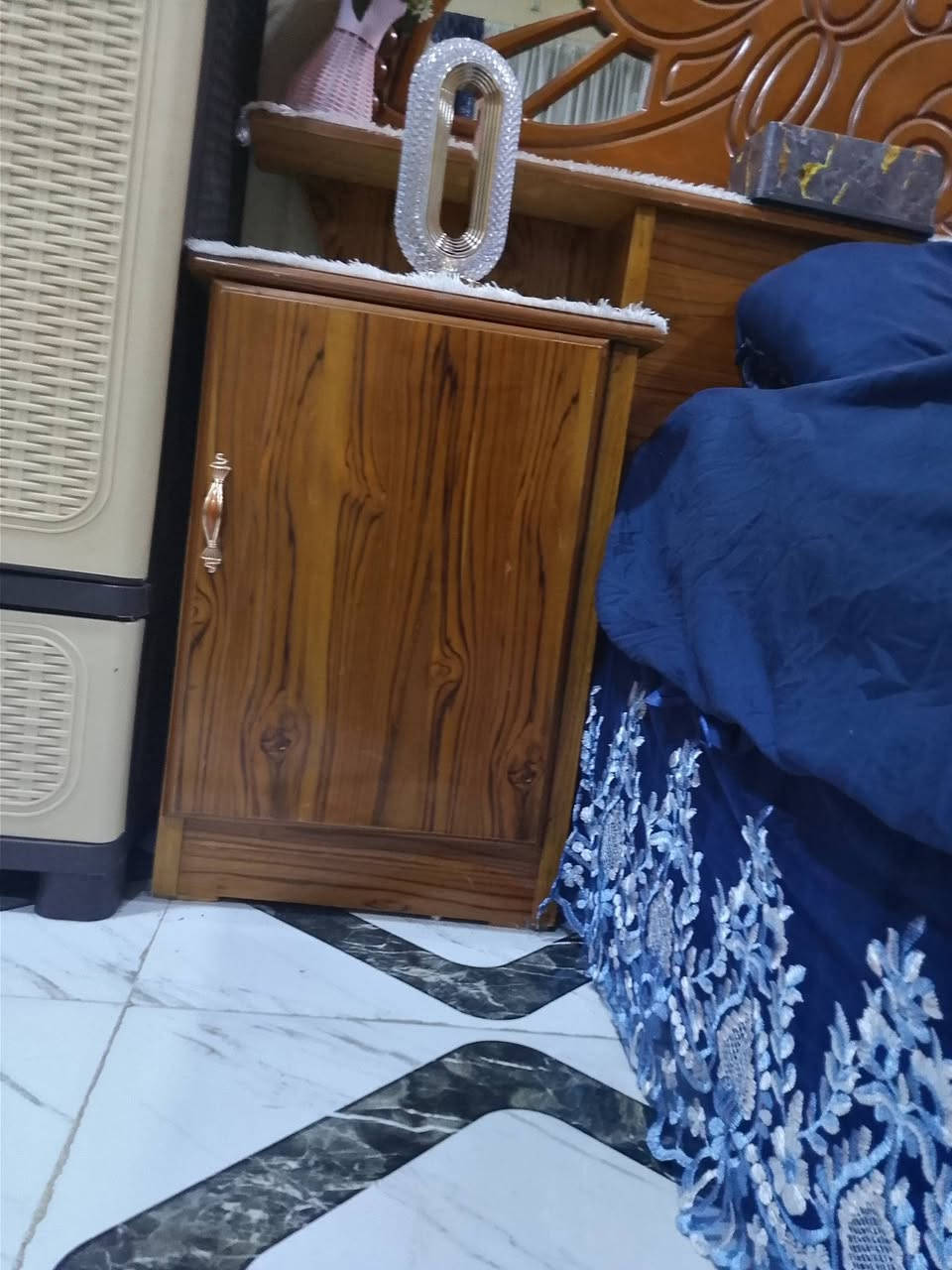 للبيع غرفه جديده استعمال قليل
***********
