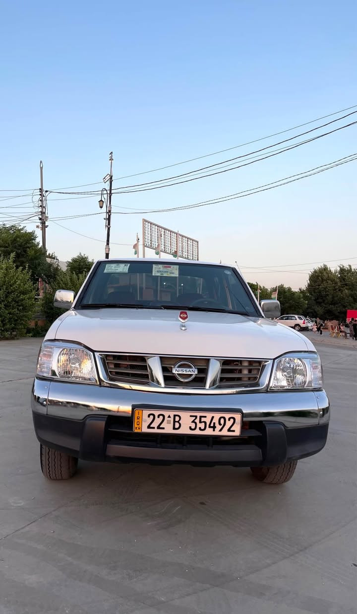 نیسان 2006
سەنەوی 2032تازەیە
ناوسور
گێڕمەکینە ئەکسل بەشەرتی 100فیتەر
مەکینەی نەکراوەتەوە دەسکاری یەک  بورغی نەکراوە
فەحسوو هەزەی هەمووتازە
توندوو تۆڵی بەشەرت
کامل پەمپ کراوە بۆجوانی تەنها لای سیاق بن لایتەکە قنجێکی بچوکی هەیە
تەعویل غرامە بەشەرت
سارەکە نمونەیە لەجوانی 
یەک دینار مەسرەفی نیە 
تەبریت ساردوگەرم بەشەرت
جوابی نامەوکۆمێنت نادەمەوە
سحری
87$
***********
***********
قەڵادزێ بشدار, السليمانية
