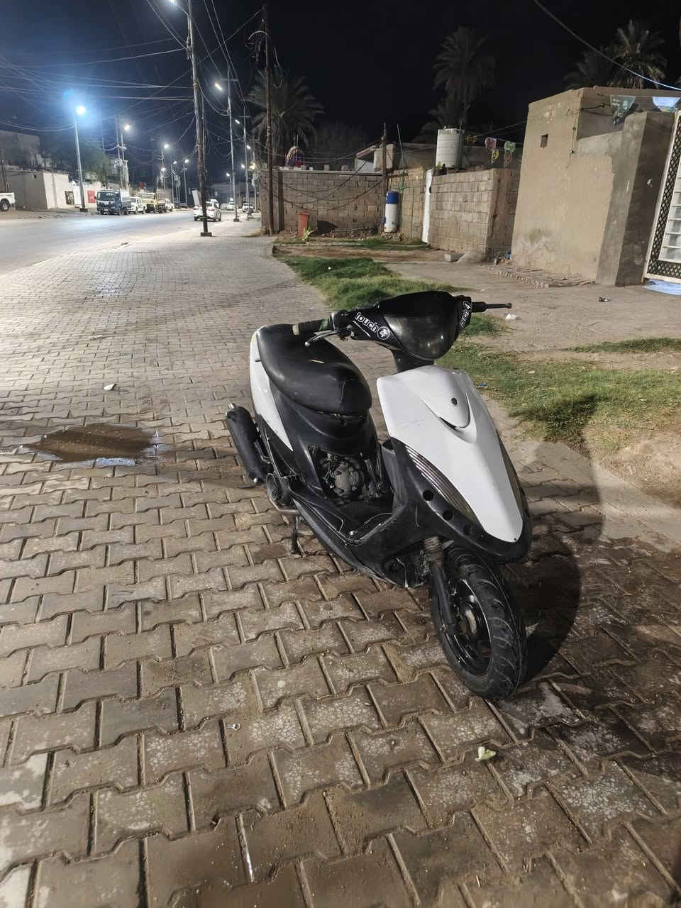 للبيع دراجة ماكس عدلة موديل 2012 🛵
كفرات ختم واحد. صالنصه FM

الدراجة بحالة جيدة، المكينة مكفولة، وبيها ملاحظات فقط خدوش بسيطة في الكفارات.

💰 السعر: 600 ألف دينار وبيه مجال للشراي

للاتصال والمعاينه التواصل خاص أو علا الرقم أدناه

***********
ملاحظة/ يوجد سبايدر / يوجد غلاف  مكينه
