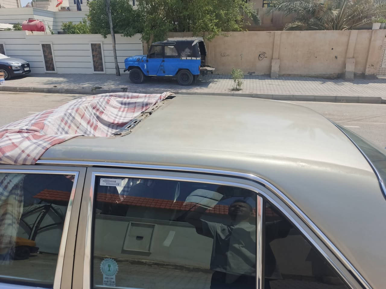 مرسيدس جانبو رقم بغداد السياره جاهزه عوزه ترتيبات بسيطه 
مكينه بلاد سلايت روف شغال منضومه مال بنزين جديده بيع او مراوس  السعر 48 :***********
