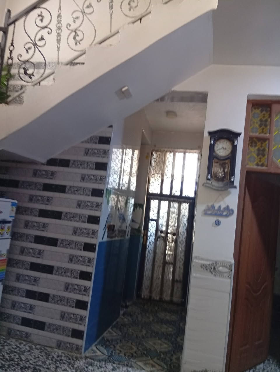 دار لبيع في للدواجن علي طريق سنجار عنانه ركن مربع سند 25 رقم الهاتف ***********
