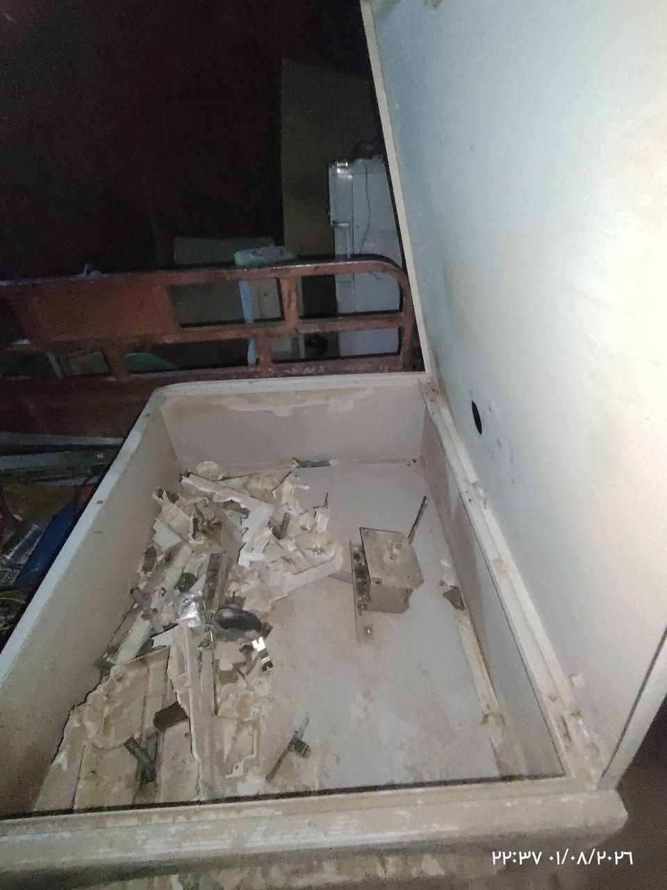 صندوك بورد يرهم لوكر حجم كبير لبيع***********
