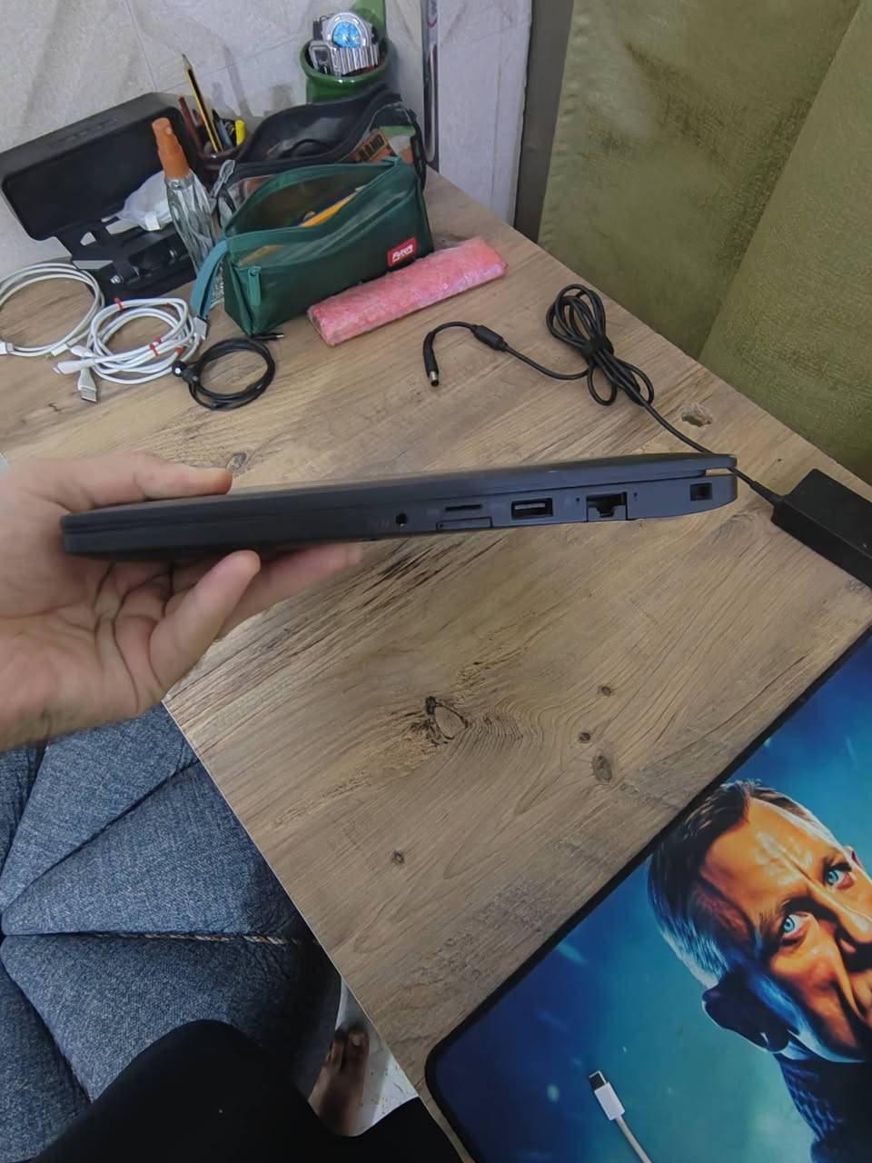 السلام عليكم
DELL    
لابتوب  سلم
كل المنافذ بي 
كور i7
512ssd
ram 8
شاشه لمس.             2k
ملحقات كامل
لابتوب مصمم لشغل 

اعله سعر ابيع
