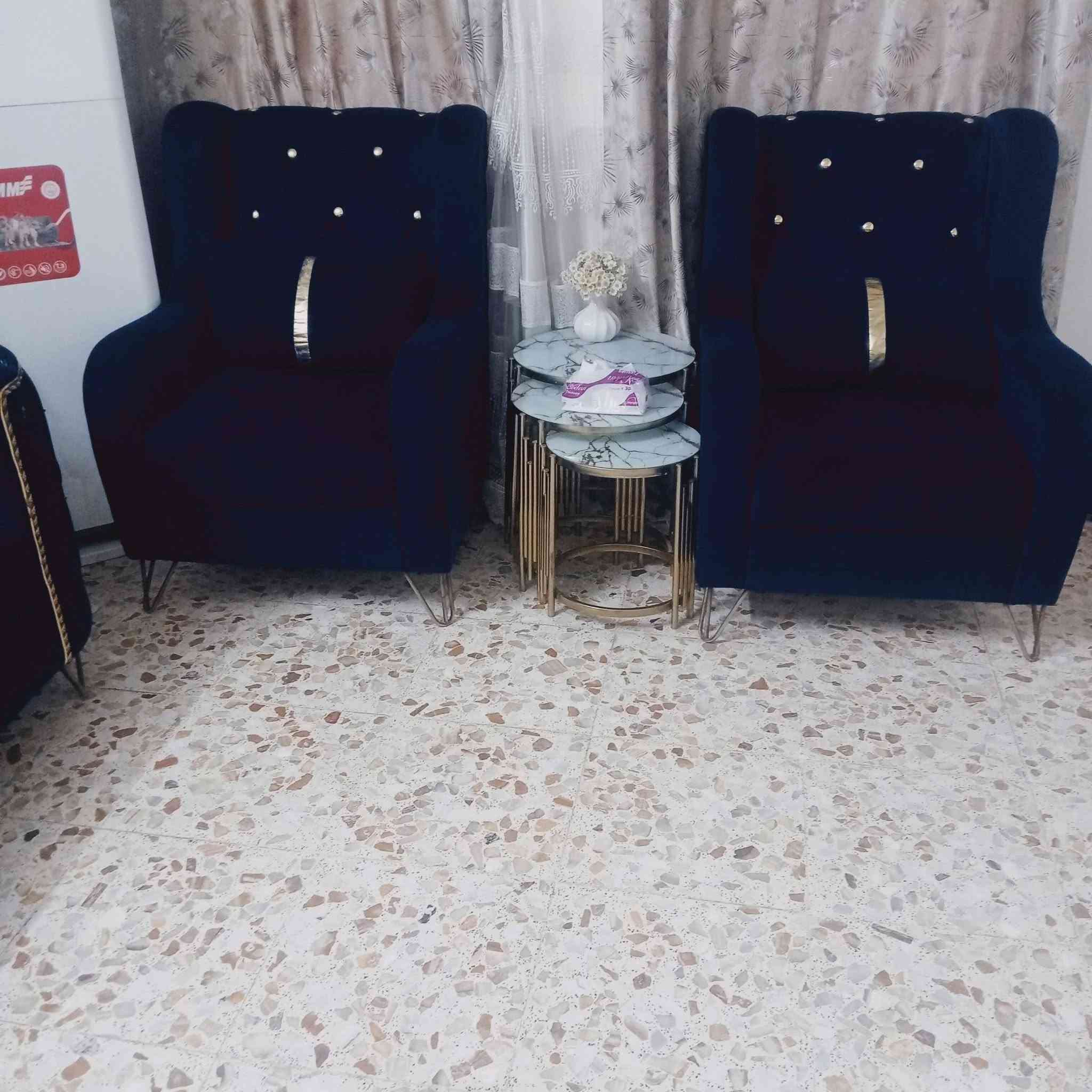 تخم للبيع معه طبلات نضيف معنا الكلمه 
رقمي ***********
