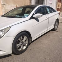 سوناتة 2011 خليجي 2400 دوش المرغوب ماشية 130,000 بيها ضربة جامرلوغ ورص...