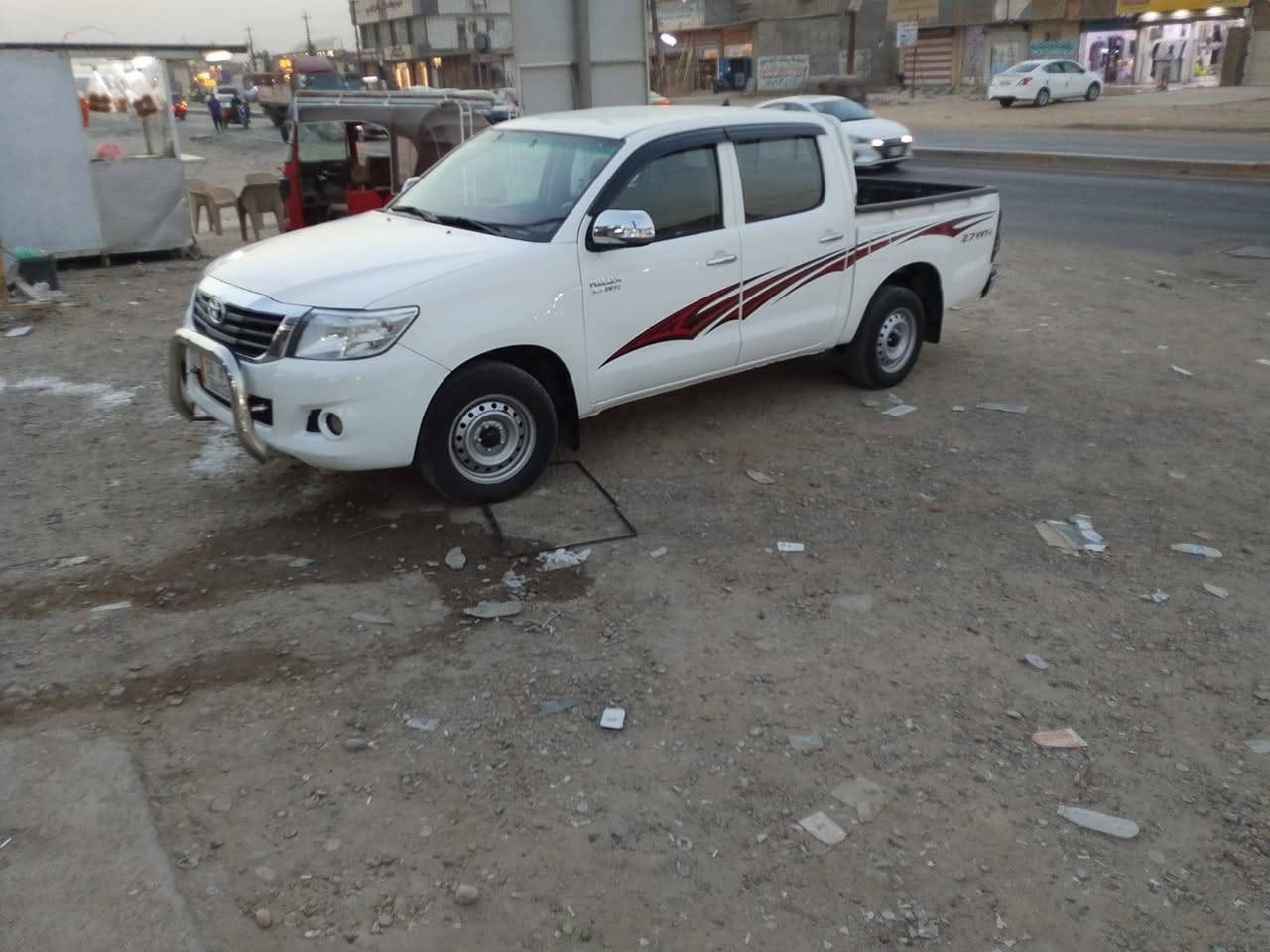 السلام عليكم
فلاونزه موديل ٢٠١٤
السياره مكفوله كفاله عامه 
شاصي ١٩ كوتيه 
السياره بل كارتون 
مكينه ما مغتوحه
رقم السياره انكليزي رقم مميز 
تبريد ثلج
العنوان بغداد
رقم الهاتف ***********
