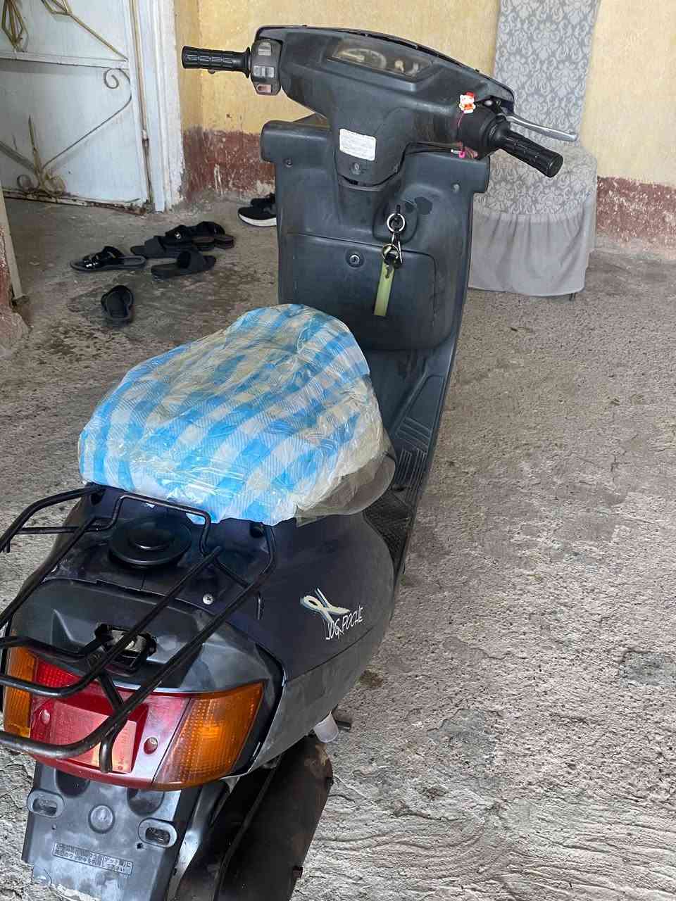 ماطور بزون للبيع ما مفتوح شاصي شرط واير منيه كامله الماطور نضافتو كدام العين السعر ٢٨٠ بي مجال بصيط للطيبين
شراي اتصل واتساب ***********
