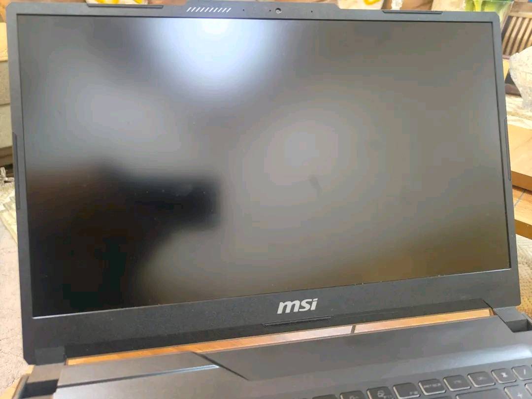 🔥 للبيع لابتوب MSI Cyborg 15 بحالة ممتازة 🔥
💻 الموديل: MSI Cyborg 15 A13VF-1656XAE
⚡ المعالج: Intel Core i7-13620H
🎮 كرت الشاشة: NVIDIA RTX 4060 8GB
🧠 الرام: 16GB
💾 التخزين: SSD 1TB
🖥️ الشاشة: 15.6 إنج
🪟 Windows أصلي + مفتاح تفعيل أصلي
السعر 1300 وبي مجال بسيط الابتبوب ما مستخدم مجرد مفتوح من الكارتون ومخزن نظافة 100٪