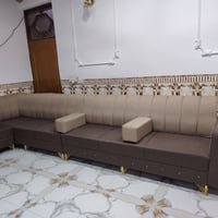 ديوان تفصيل • ٢٠مقعد • نضيف
