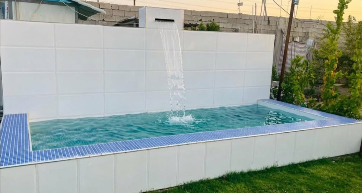الجو المثالي والطبيعه الجميله
* تحتوي على حديقه ٤٠٠ متر 
* ملاعيب اطفال
* مسبح كبار ومسبح صغار مغلق
* شوايات سمك دجاج مندي كباب 
* استقبال كبيره جدا
* غرفتين نوم موثث بشكل جيد
* سبالت ٢٤ ساعه لجميع الغرف
* مولدة كبيره خاصه في المزرعه
* انترنيت ٢٤ ساعه
* مطبخ موثث كامل

 الشفت الصباحي 150
المسائي 200
موثقه في تطبيق اجرلي

  
 مزرعه زمرد حيث تلتقي الفخامة بالطبيعة!
 📍العنوان بغداد _ التاجي 
📞للحجز والاستفسار:
***********
