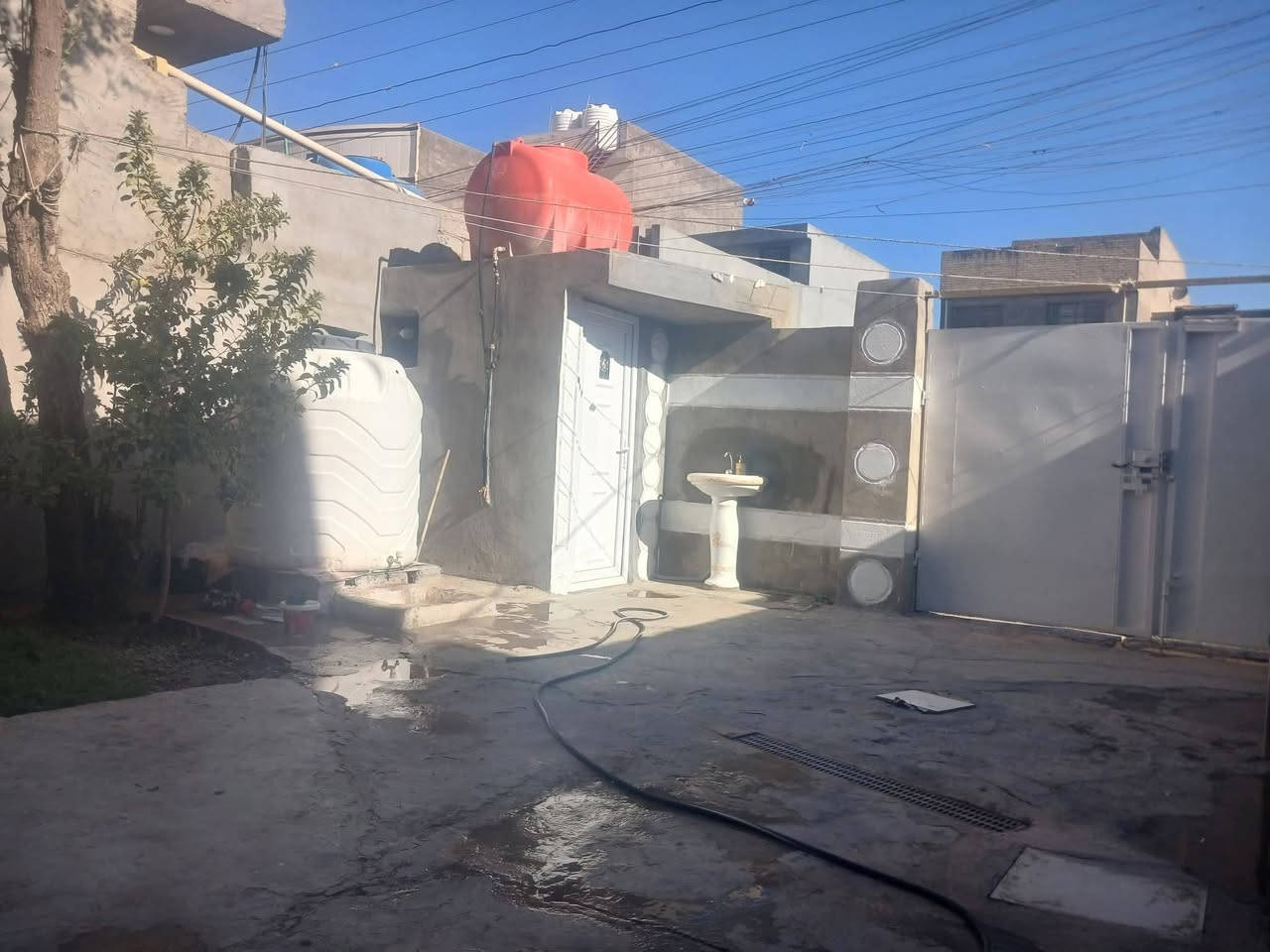 بيت للبيع في الزراعي مقابيل الطليطله سند 25 وقرار بالمحكمه مساحه 150 متر السعر 58 الشراي يجي خاص او يتصل على هذا الرقم *********** واتساب
