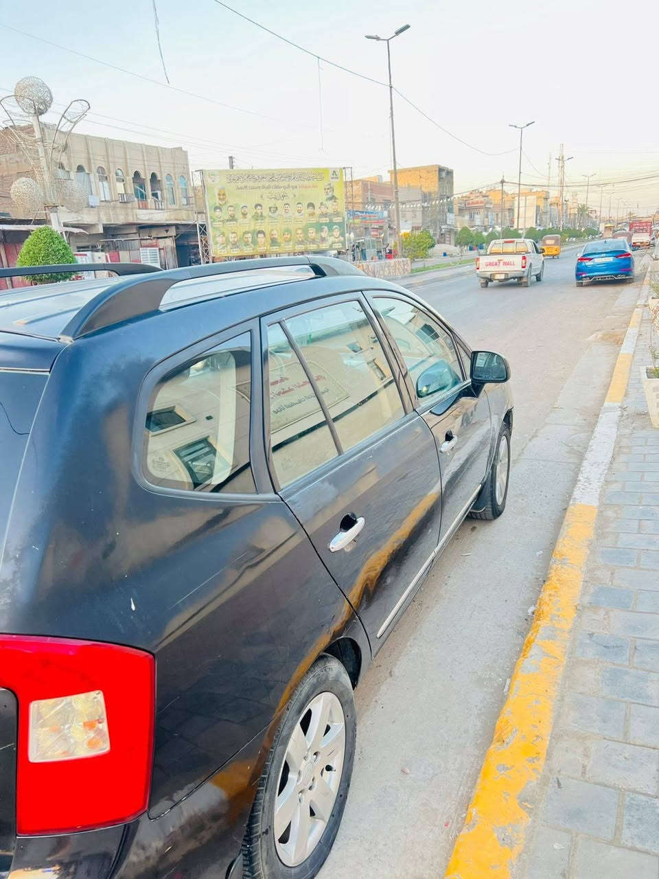 🚘 كيا كارنز 2009 للبيع
السيارة ترايها للبصرة، وحالتها جيدة:
🔹 حدادة جديدة
🔹 تبريد ممتاز
🔹 تايرات كلها جديدة
🔹 بيها فقط شبر واحد صبغ
🔹 بيها ضربة بالخاملغ الأيمن
🔹 الدعاميات الأمامية والخلفية تعبانة وتحتاج تبديل
🔹 باقي السيارة ما بيها شي

💵 السعر: 115 ورقة وبيها مجال للجاد

📍 المكان: بغداد – الشعب
📱 واتساب: ***********

السيارة موجودة للمعاينة، والجاد يتفضل وحياه الله.
