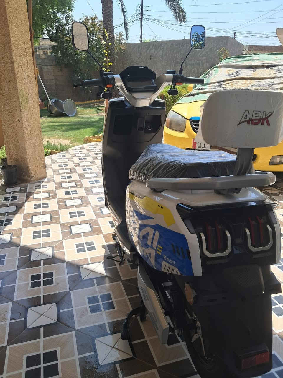 سلام عليكم دراجة APK دراجة فول
مواصفات فول ٦ بطارية كرافين الاصلي مال شركة فوجي 

دبل إشارة بيهة نظام البك زنون عالي ناصي بعدهة علة وضعية 

الشركة ماصار من اخذتهة صارلهة ٢٨يوم اقل الشهر بيهة ٣ انضمة تشغيل بصمة وسويج و كرت بريكات هايدروليك مثبت سرعة تعال شوف احكم 

العنوان بغداد المدائن مقابل مركز الشباب

رقم الهاتف ***********

السعر ٩٥٠ بيهة مجال
