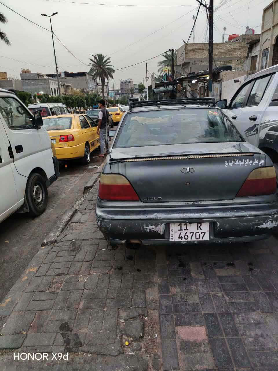 سياره سلووو رقم انكليزي سنويه جديده سياره خير من الله باتري جديد محرك بدايه خيط بي سياره حلوه ماناقصه شي العنون بغداد الكاظميه ‪***********‬‏ السعر 20وبيه مجال حك الجيه
