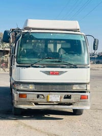 هينو • ستة وربع • مكينة ٧٠