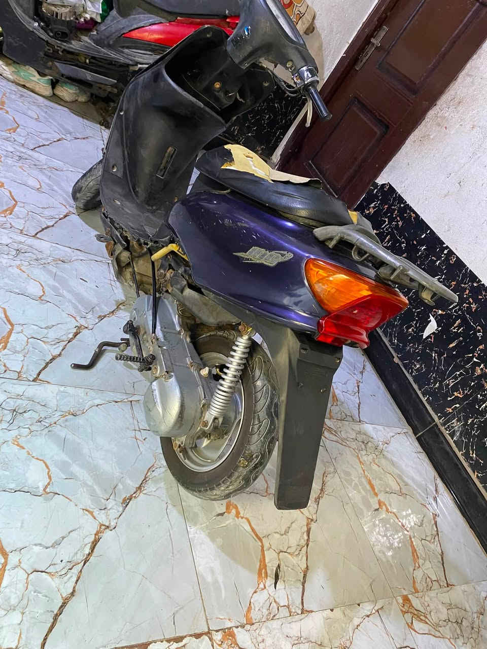 سلام عليكم شباب دراجه عصفوري للبيع معدل ونهضه تخبل وسعر125ومكاني بصره لبرضعيه وهاذ رقمي ***********
