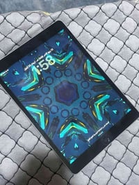 ايباد ٩ • ٦٤ جيجا • ديوانيه حي الزيتون