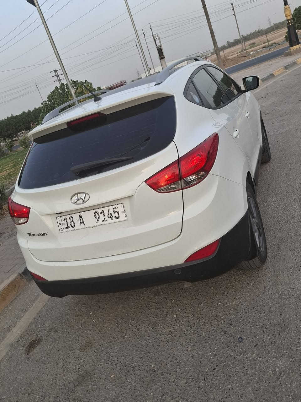 توكسان 2013 خليجي
شاشة 
كامرة 
تحكمات سترين 
مري كهرباء 
اشاير بالمري
محرك 2000 دوش المرغوب
باقي مواصفات معروفة
مكفوله  فقط قطعه صبغ 
رقم بابل  الجديد بسمي  هزة وسنوية كلها جديد 
سيارة جاهزة بدون مصرف 
سعر 138
*********** / عنوان السيارة بابل كفل
